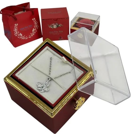 SET CADOU CUTIE + TRANDAFIR + COLIER ! REDUCERE