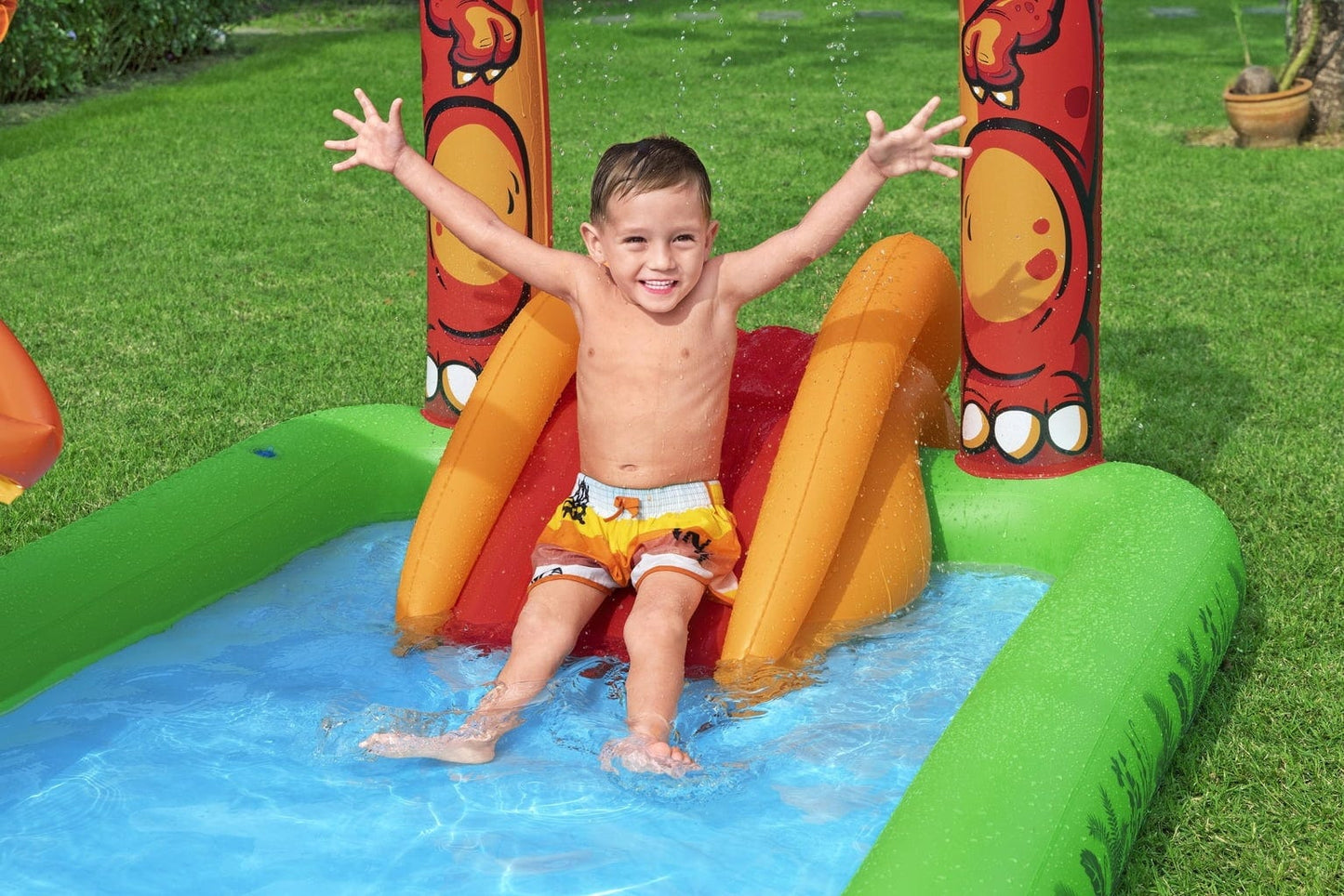 Centrul de joacă acvatic Jurassic Splash™ 241 x 140 x 137 cm ! REDUCERE